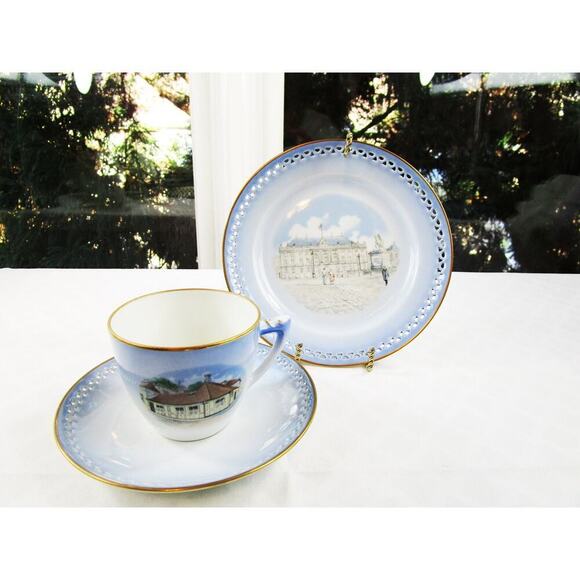Copenhagen Porcelain, Tea Set, Cup, Saucer, Bread Plate, Amalienborg Palace - Picture 1 of 4